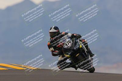 media/Sep-11-2022-SoCal Trackdays (Sun) [[81b7e951af]]/Turn 9 (930am)/